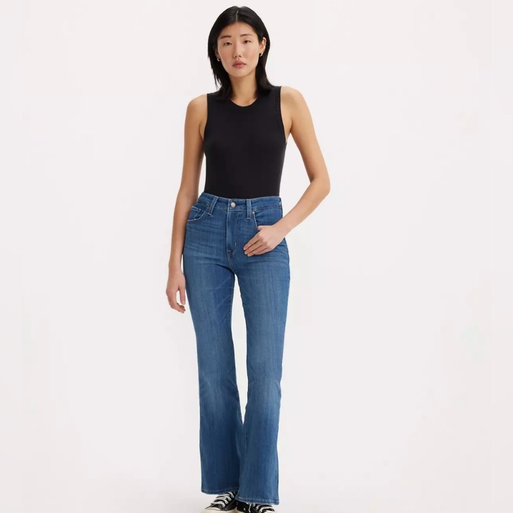 Levi’s 726 Flare Jeans - Size 32
